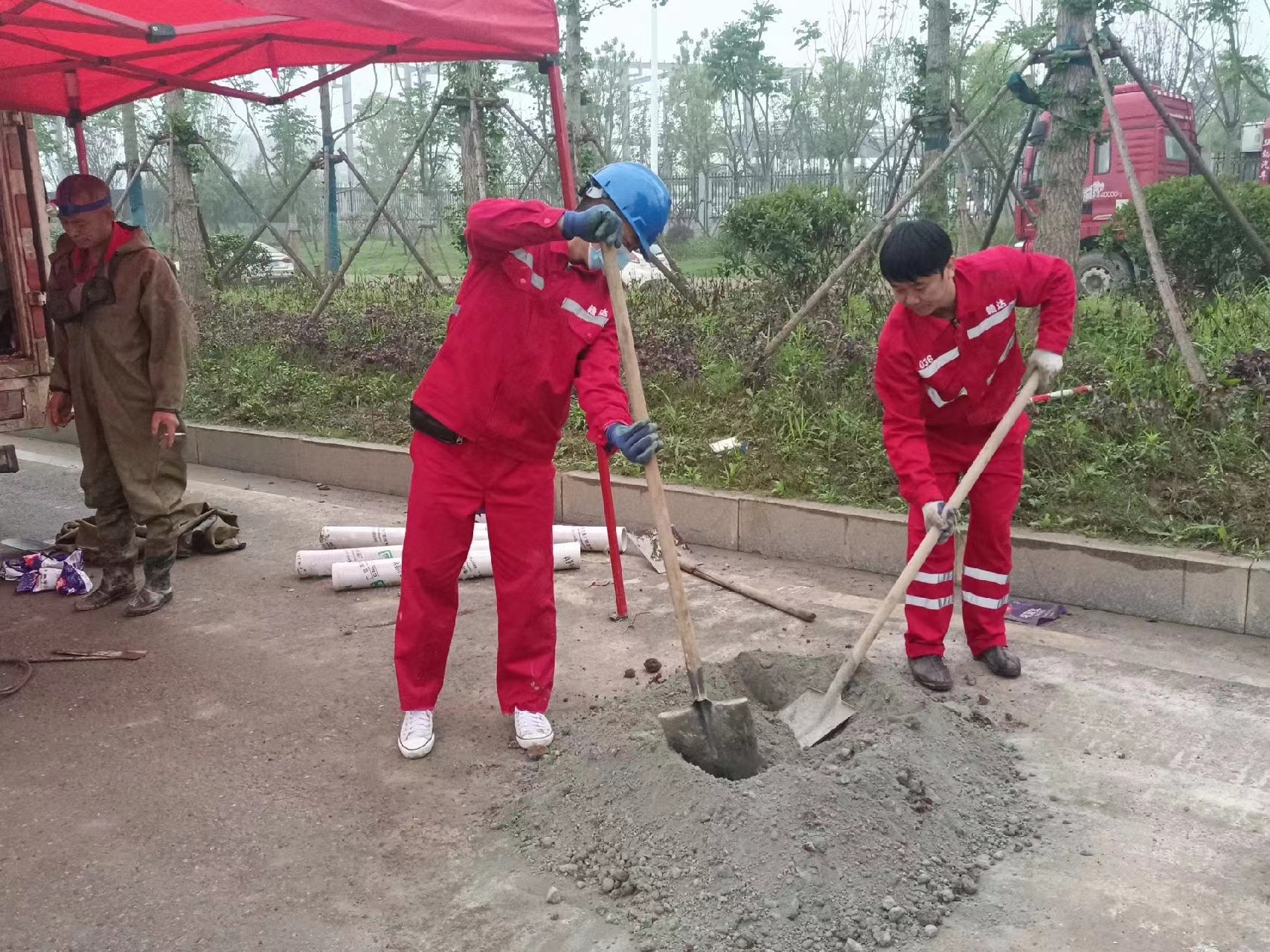 美姑管道疏通哪家好】及时进行市政管道清淤